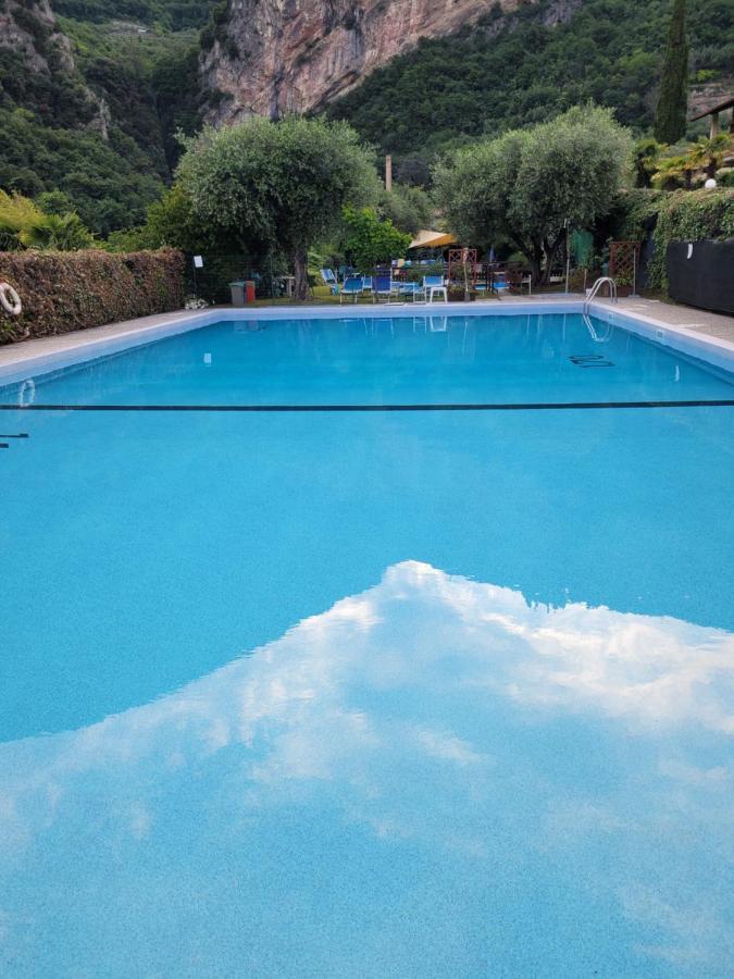 Appartamento Peace&Lake Riva del Garda Exterior foto